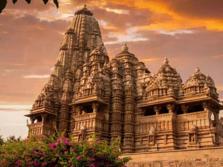From Delhi: Khajuraho Kamasutra Temples & Panna Safari Tour - Exploring Khajurahos UNESCO Temples