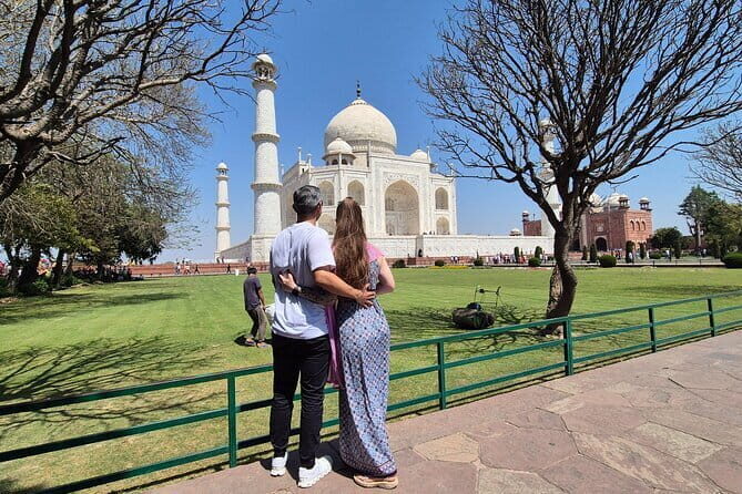 From Delhi: Private 2-Day Taj Mahal, Agra Fort & Fatehpur Sikri - What We Love About This Tour