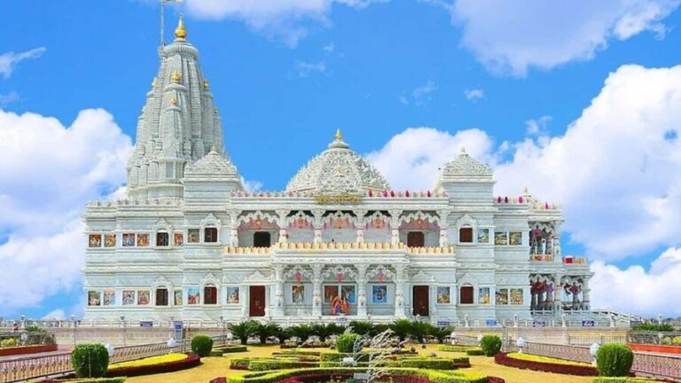 From Delhi: Private Trip Taj Mahal, Mathura, and Vrindavan - The Value of a Private Tour