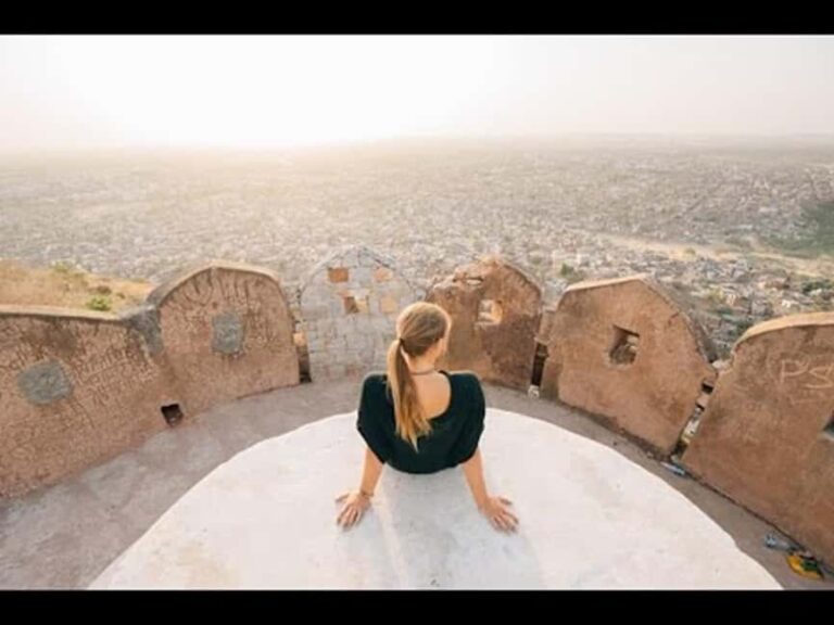 From Delhi: Private Two Day Jaipur Tour with Accommodation - The Practicalities and Value