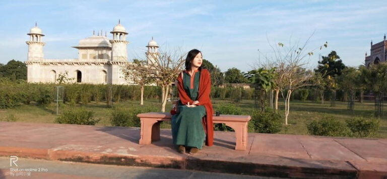 From Delhi: Sunrise Taj Mahal & Agra Day Trip With 5* Lunch - Value for Money