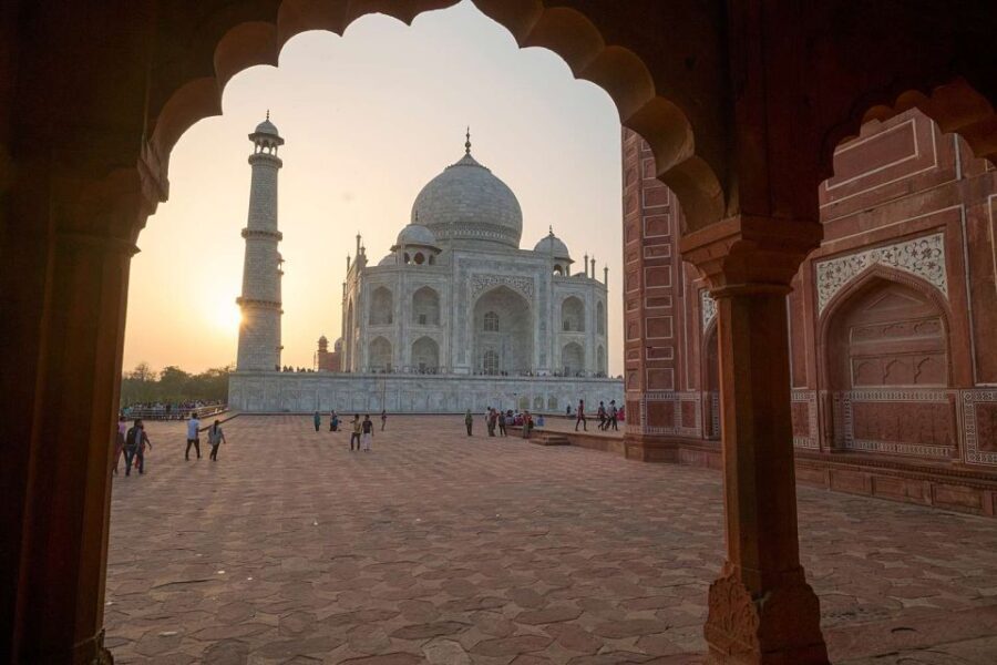 From Delhi: Taj Mahal & Agra City Tour By Gatiman Train - The Journey: What to Expect from Start to Finish