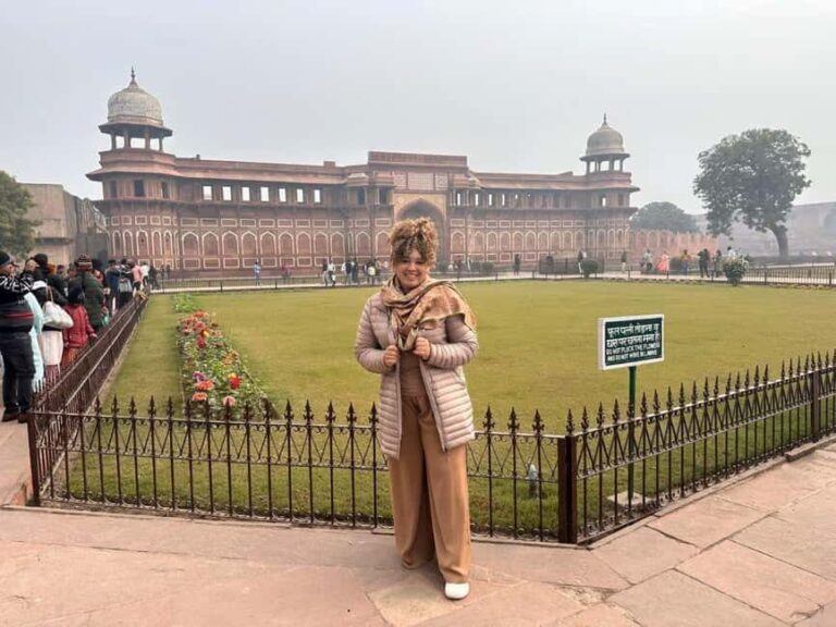 From Delhi: Taj Mahal & Agra Private Day Tour with 5* Lunch - Highlights of the Tour: What You’ll Visit