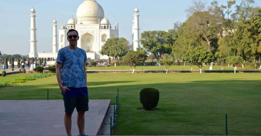 From Delhi: Taj Mahal & Agra Private Day Trip with Transfers - Witnessing the Taj Mahal at Sunrise