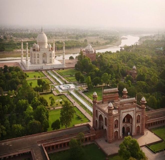 From Delhi: Taj Mahal Sunrise and Agra Fort Private Day Tour - What the Reviews Reveal