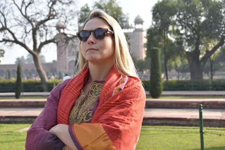 From Delhi: Taj Mahal Sunrise and Agra Fort Tour with Guide - A balanced view: Pros and cons