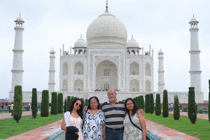From Delhi: Taj Mahal Sunrise, Baby Taj & Agra Fort Day Tour - The Journey Begins: Pickup and Transit