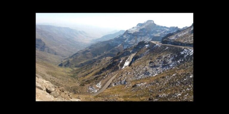 From Durban: Lesotho Highlights 4-Day Trip with Meals - Exploring the Lesotho Highlights 4-Day Trip from Durban: A Balanced Look