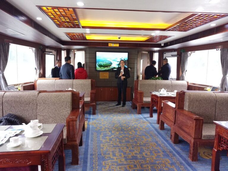 From Guilin: 4 Star Luxury Li River Cruise with Buffet Lunch - The Scenic Highlights