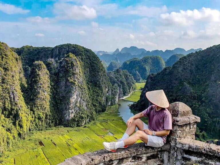 From Hanoi: 1-Day Tour Ninh Binh: Hoa Lu, Trang An, Hang Mua - The Experience and What It Means for You