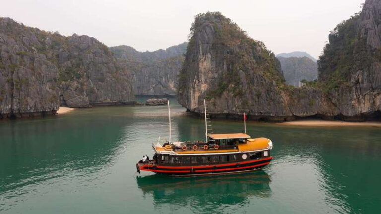 From Hanoi: Lan Ha Bay | Kayaking, Sightseeing, Cruise Trip - A Vietnamese Lunch with a View