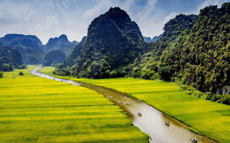 From Hanoi: Ninh Binh 2-Day Tour with Homestay - Day Two: Temples, Pagodas, and the Natural Panorama
