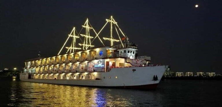 From HCM: Private Saigon City Tour Half-Day & Dinner Cruise - The Evening Dinner Cruise