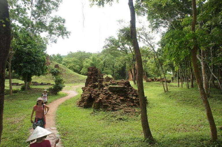 From Hoi An/Da Nang: Tour My Son Sanctuary with car and Boat - Practical Details and What to Keep in Mind