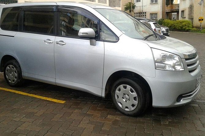 From JKIA Airport: Nairobi private transfer in a car (3 pax max) - Key Points