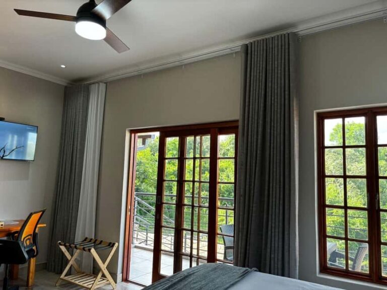 From Johannesburg: 4 -Day Joburg with Kruger 2 Day Safari - FAQ