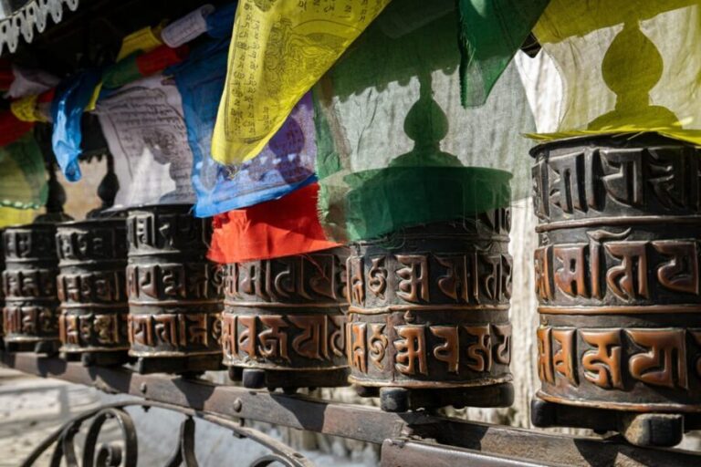 From Kathmandu: Iconic Chandragiri Hill & Monkey Temple Tour - Why This Tour Works Well