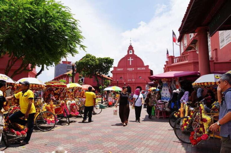 From Kuala Lumpur: Full-Day Historical Tour of Malacca - Cultural and Religious Sites