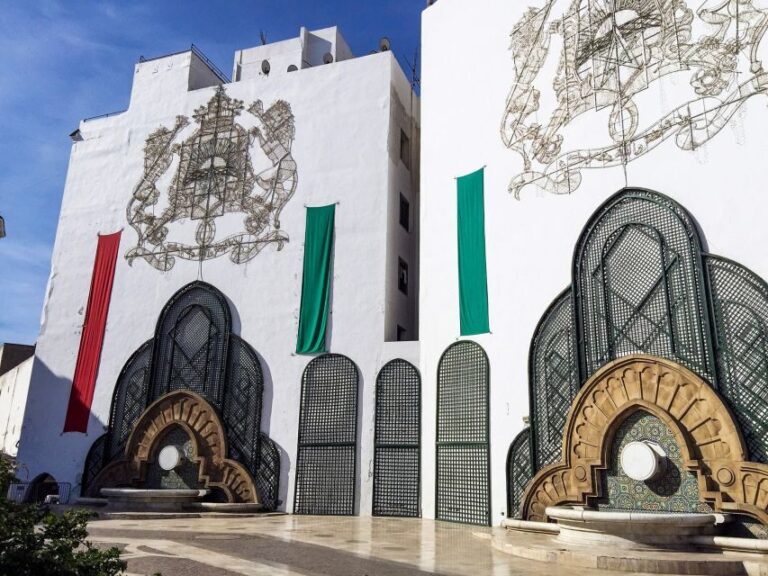 From Málaga: Morocco Day Trip with Tour Guide and Lunch - Transportation, Timing, and Value