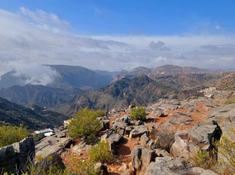 From Muscat: Nizwa and Jebel Akhdar Tour with Lunch - Transportation, Group Size, and Overall Value