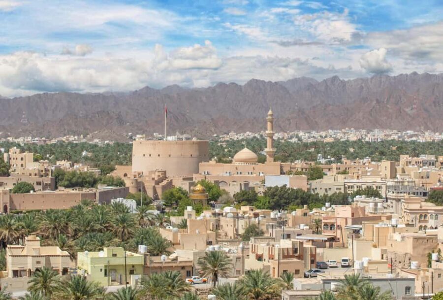 From Muscat: Nizwa and Jebel Shams Day Trip - Practical Details: What to Expect