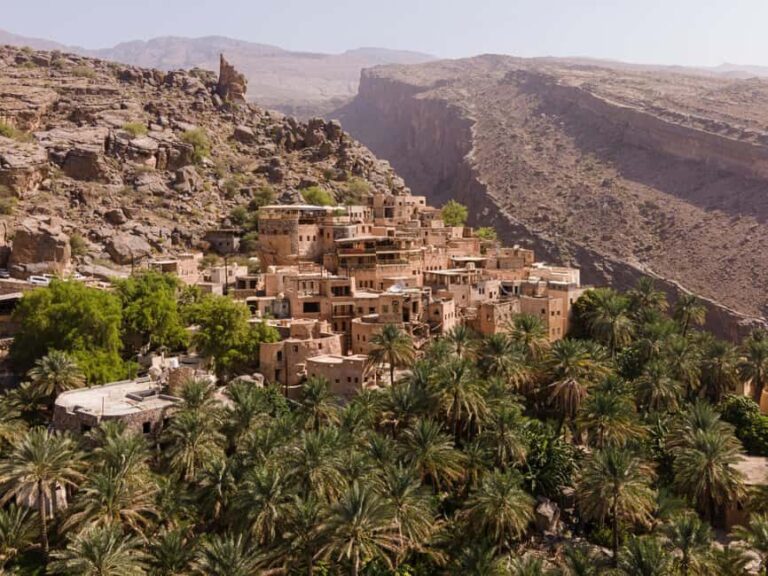 From Muscat: Wadi Al Arbaeen, Fins & Bimmah Coastal Tour - What to Expect: A Day in the Life of a Coastal Explorer