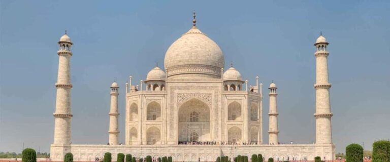 From New Delhi: 1-day Private Taj Mahal & Agra Tour by Car - Visiting the Taj Mahal
