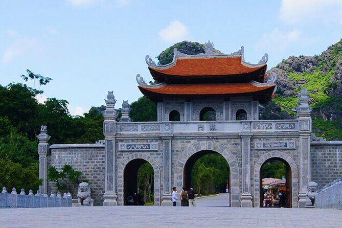 From Ninh Binh: Trang An Grottoes, Bai Dinh Pagoda & Mua Cave - The Value of This Tour