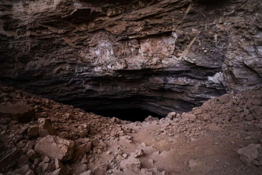 From Riyadh: Heet Cave & Red Sand dunes - Discovering Heet Cave: A Natural Wonder