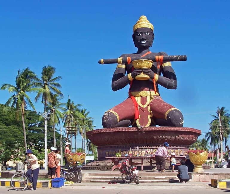 From Siem Reap: 2-Day Battambang and Phnom Penh Tour - The Spectacle of Phnom Sam Poo’s Bats