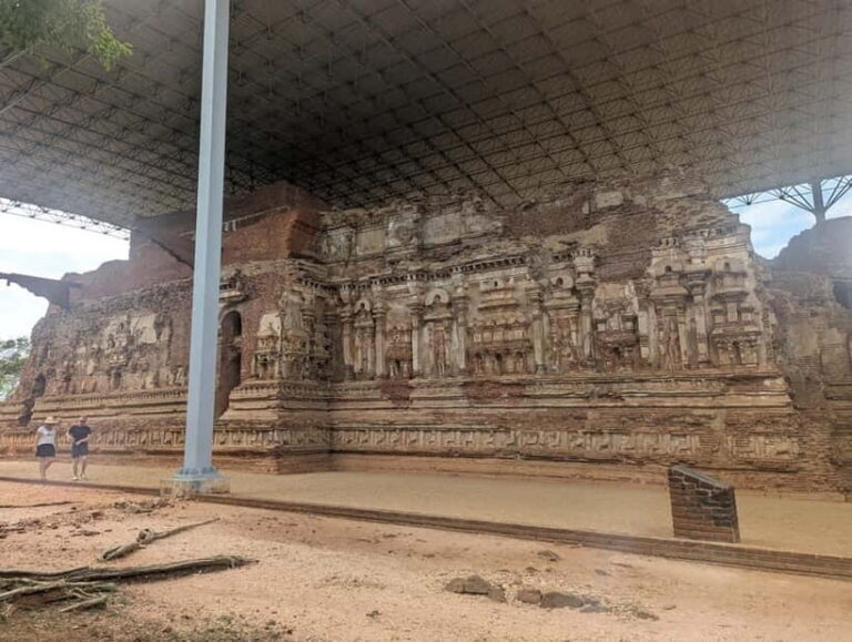 From Sigiriya:Polonnaruwa Day Tour with Farmers lunch - Why This Tour Stands Out