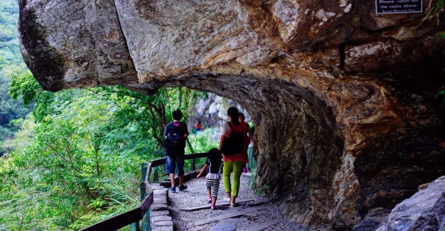 From Taipei: Taroko Gorge Private Tour - What Makes This Tour Stand Out?
