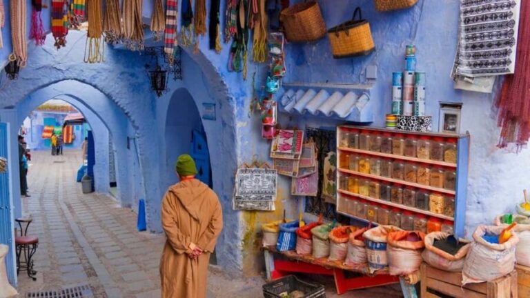 From Tangier: A private Day Trip to Chefchaouen - Exploring Chefchaouen’s Unique Streets