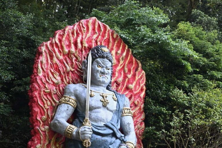 Fukuoka: Nanzoin Temple & Reclining Buddha Guided Tour - A Detailed Look at the Tour Experience
