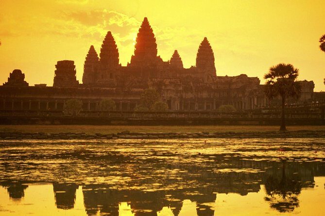 Full-Day Angkor Wat Sunrise Private Tour with Guide from Siem Reap - Authentic Experiences and Insider Knowledge