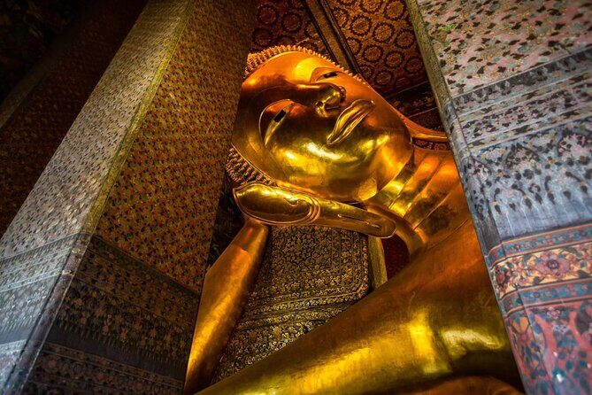 Full Day Bangkok PRIVATE City Tour With Locals - Wat Trimit & Wat Pho tickets - Discovering Bangkoks Hidden and Famous Sights