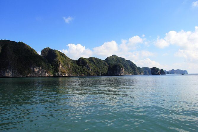 Full day boat trip with Cat Ba Captain Jack to Lan Ha Bay and Ha Long Bay - Why This Tour Works Well