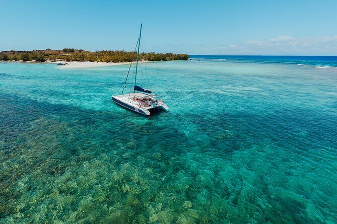 Full Day Catamaran Cruise - North Ilot Gabriel (sharing) - What’s Included and What’s Not