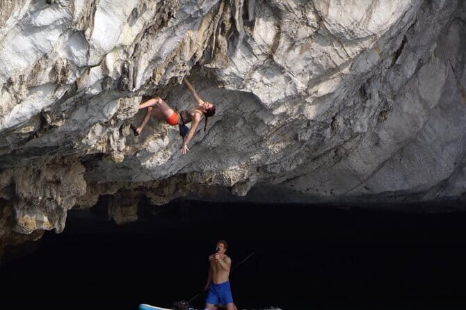 Full day deep water soloing - Kayaking in Cat Ba - Ha Long Bay. - What Makes This Tour Stand Out?