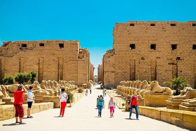 Full Day East Bank, West Bank, and Valley of the Queens in Luxor - Detailed Breakdown of the Itinerary