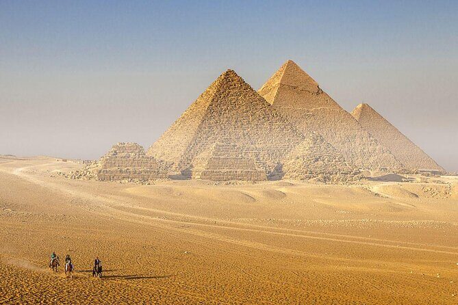 Full Day Egyptian Museum and Pyramids Private Tour from Hurghada - Enjoying the Nile River and Optional Cruise
