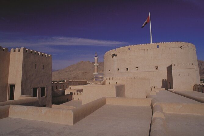 Full-Day Grand Canyon and Nizwa Tour by 4x4 - Authentic Experiences and Traveler Feedback