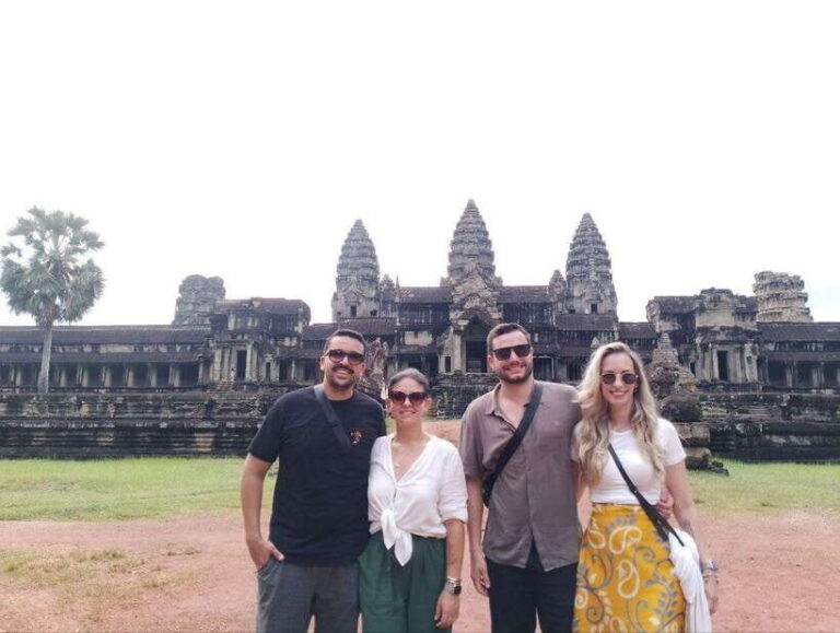 Full Day: Highlight Ruin and Floating Village - The Floating Village Experience