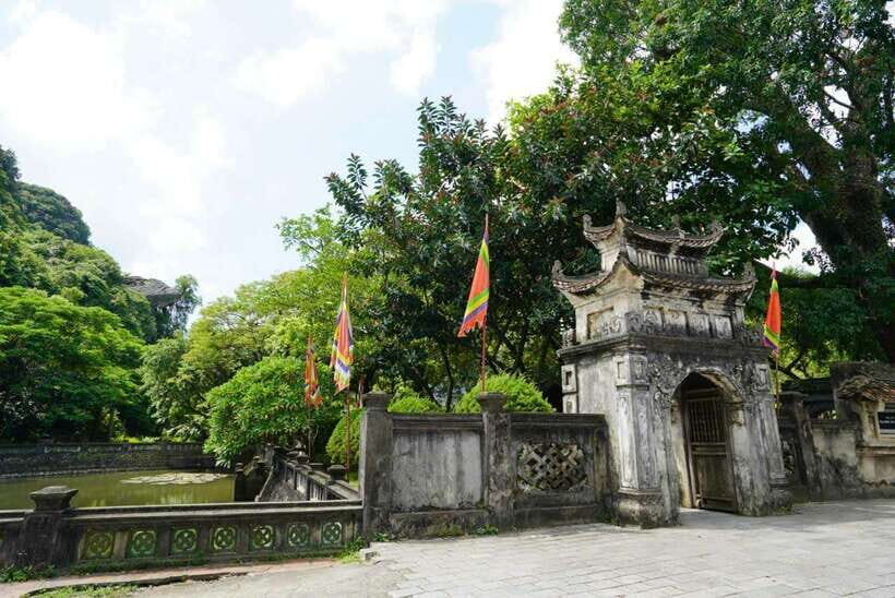 Full Day Hoa Lu - Tam Coc - Mua Cave/Buffet/Tour Guide/Bus - The Experience From a Traveler’s Perspective