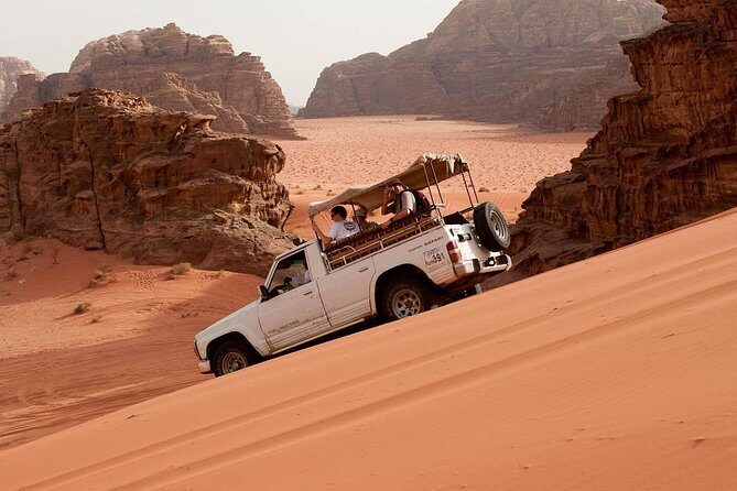 Full-Day Jeep Safari "Wadi Rum Highlights!" w/ Bedouin Lunch - Why You’ll Love This Tour