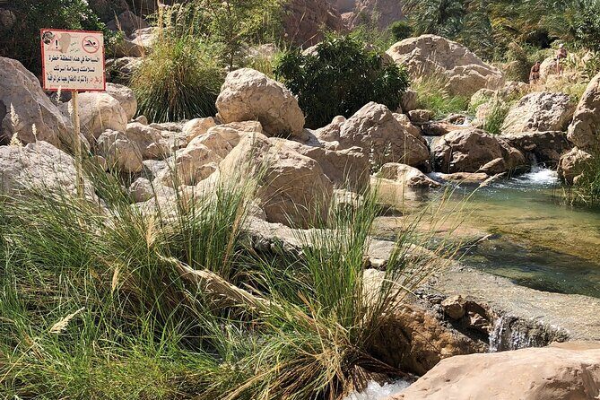 Full-Day Private Guided Wadi Shab and Bimmah Sink Hole Tour - Authentic Experiences and Practical Details