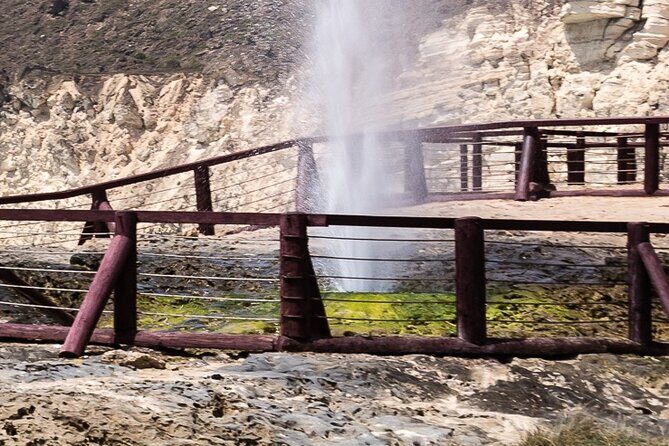Full-Day Private Salalah West Tour with Lunch - Transportation and Logistics