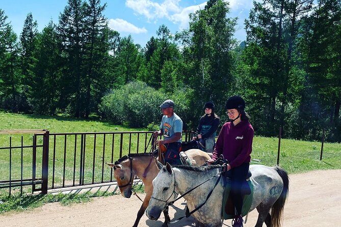 Full Day Private Tour in Terelj National Park with Horse Riding - Highlights of the Tour Itinerary