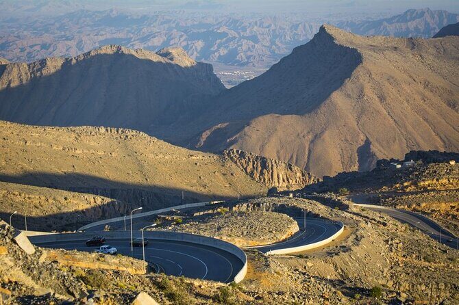 Full-day private tour- Nizwa and Jabal Akhdar - Pickup and Transportation