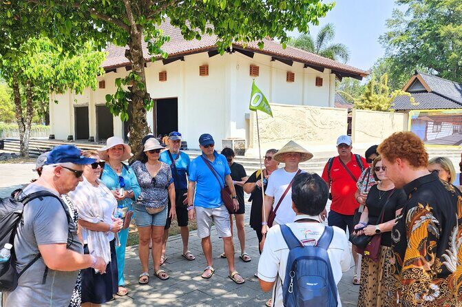 Full Day Private Tour to Majestic Borobudur and Prambanan Temple - The Practicalities: What’s Included and What’s Not